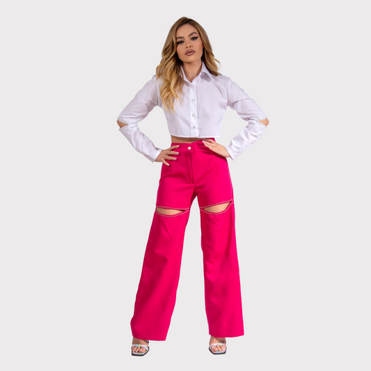 Compleu din 2 piese, cămașă decupată la cot și pantaloni roz cu pietre