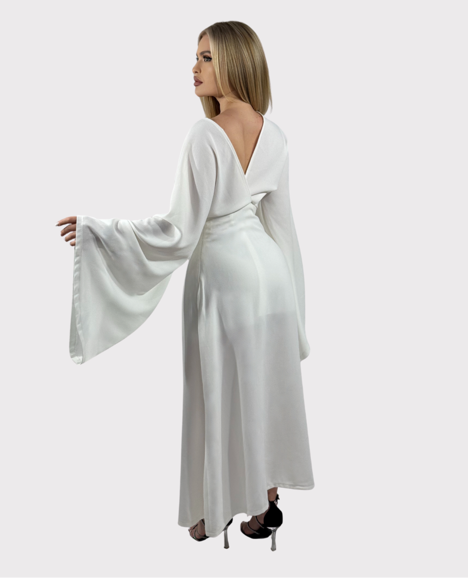 Rochie lunga cu maneci lungi tip clopot - alb
