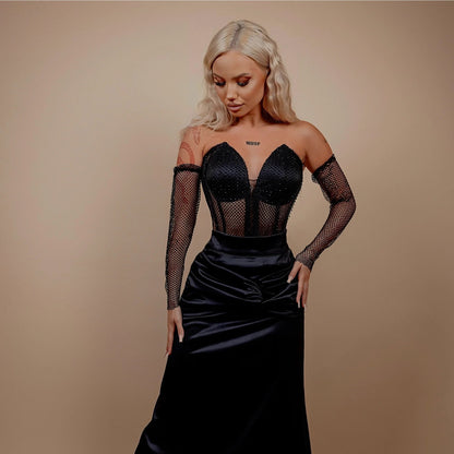 Rochie din 3 piese: corset, mănuși si fusta lunga – negru