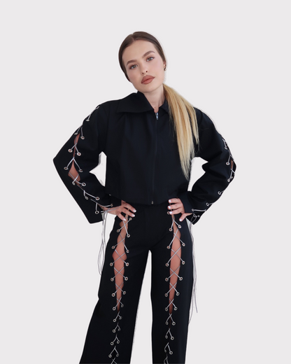 Compleu din 2 piese, geaca si pantaloni cu snur - negru