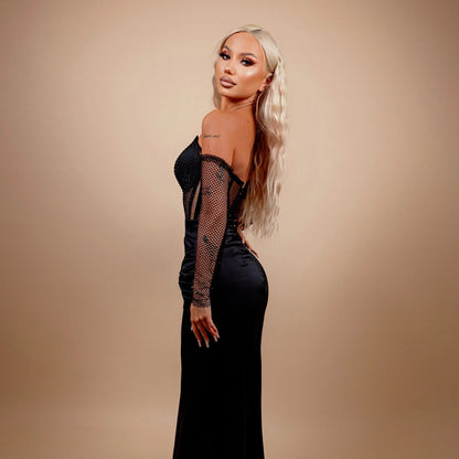 Rochie din 3 piese: corset, mănuși si fusta lunga – negru