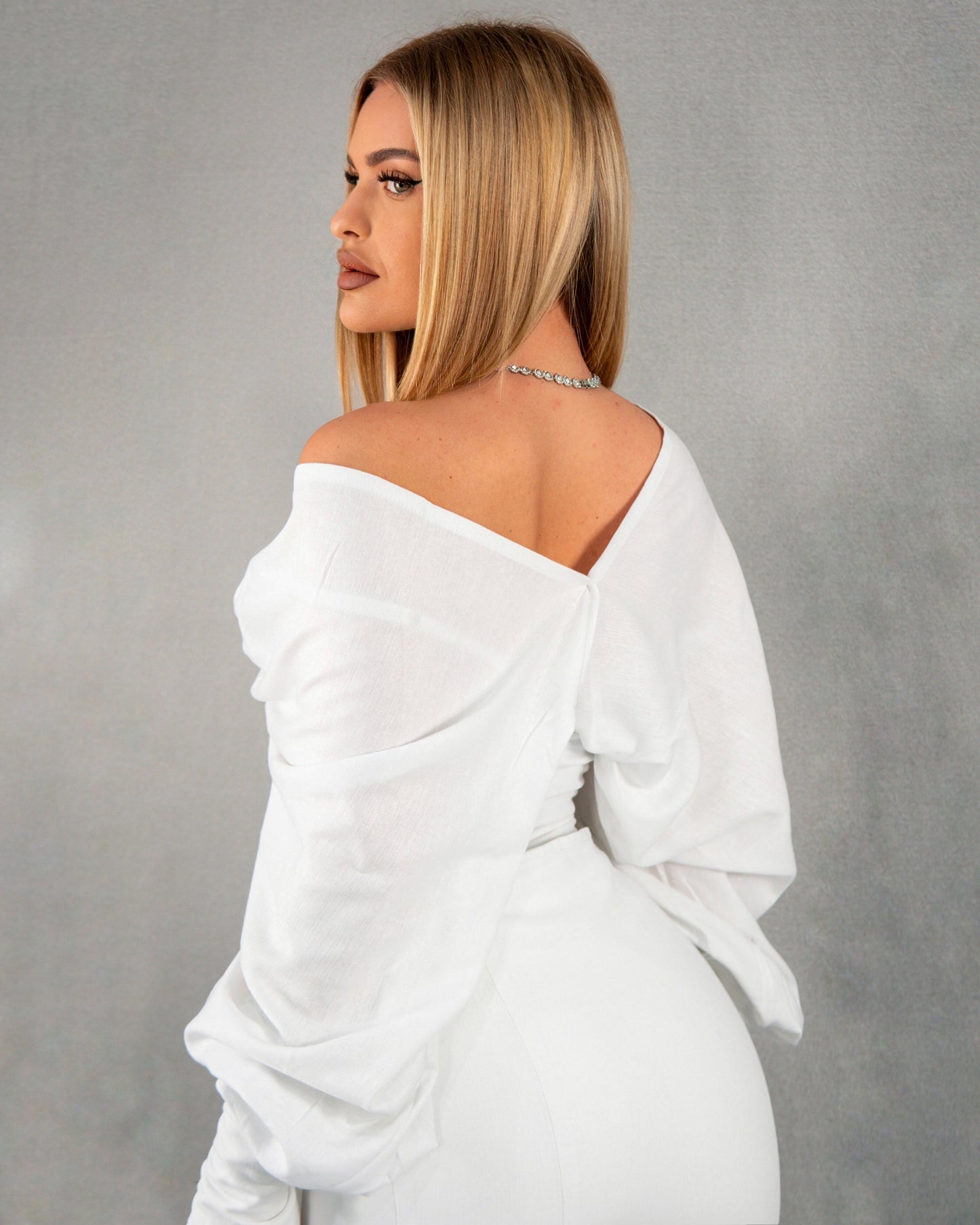 Bluză tip corset cu mâneci lungi - alb