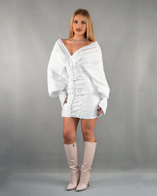 Compleu reglabil din 2 piese, bluză tip corset și fusta cu talie înaltă - alb