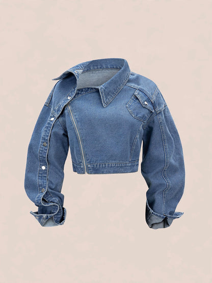 Geacă denim crop asimetrică cu fermoar diagonal și capse laterale - albastru