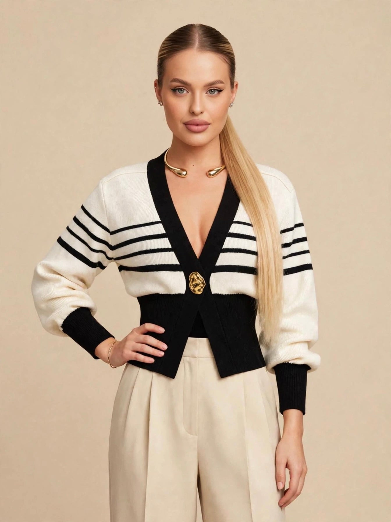 Cardigan cu mânecă lungă și accesoriu auriu - alb/negru
