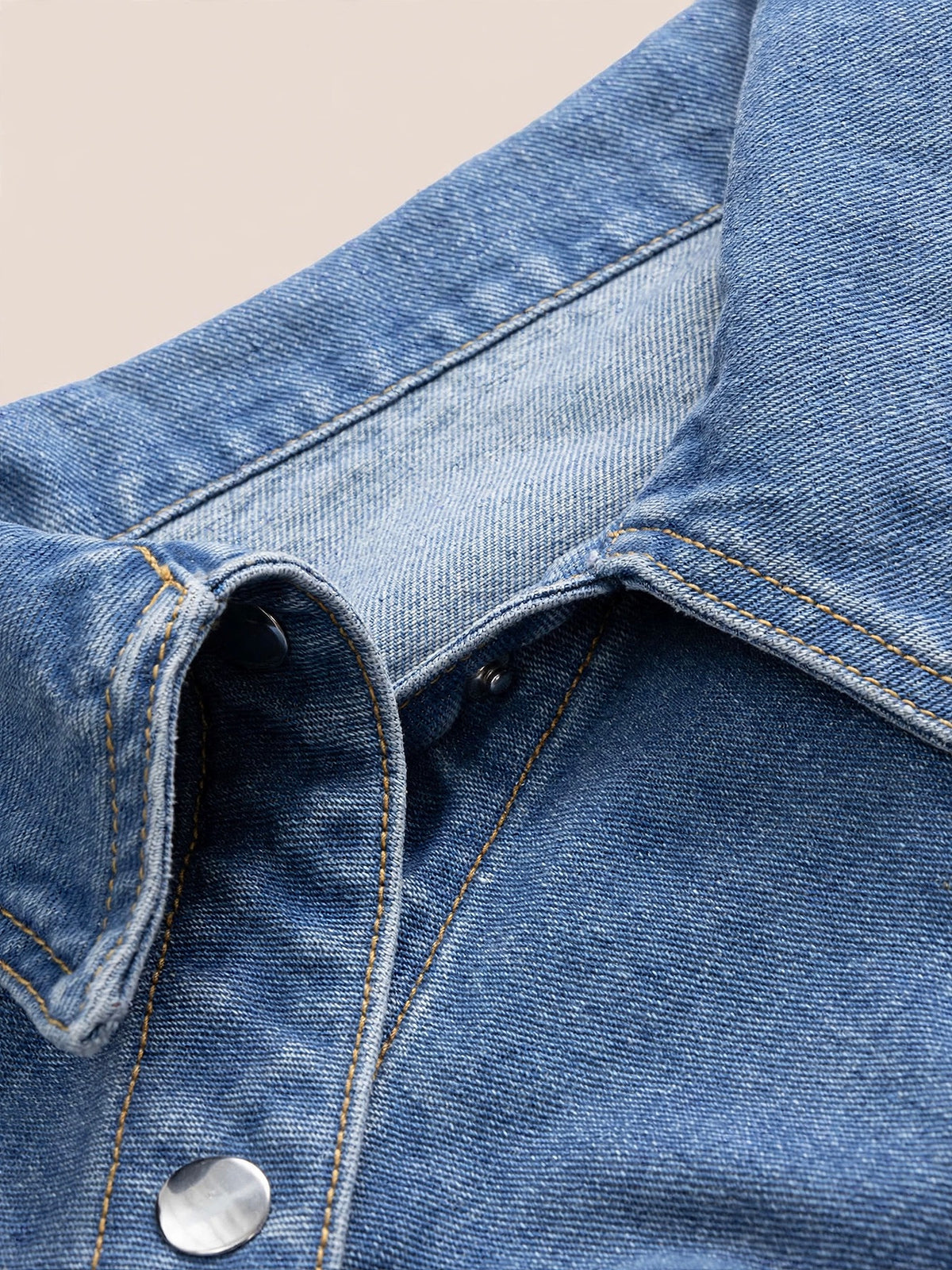 Geacă denim crop asimetrică cu fermoar diagonal și capse laterale - albastru