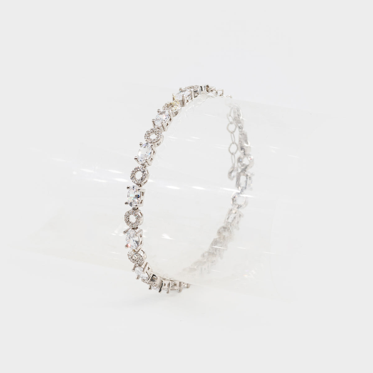 Bratara din argint cu pietre - Circle Brilliance