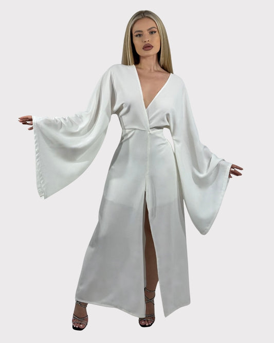Rochie lunga cu maneci lungi tip clopot - alb