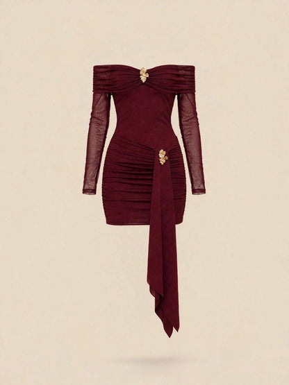 Rochie mini cu accesorii aurii - vișiniu