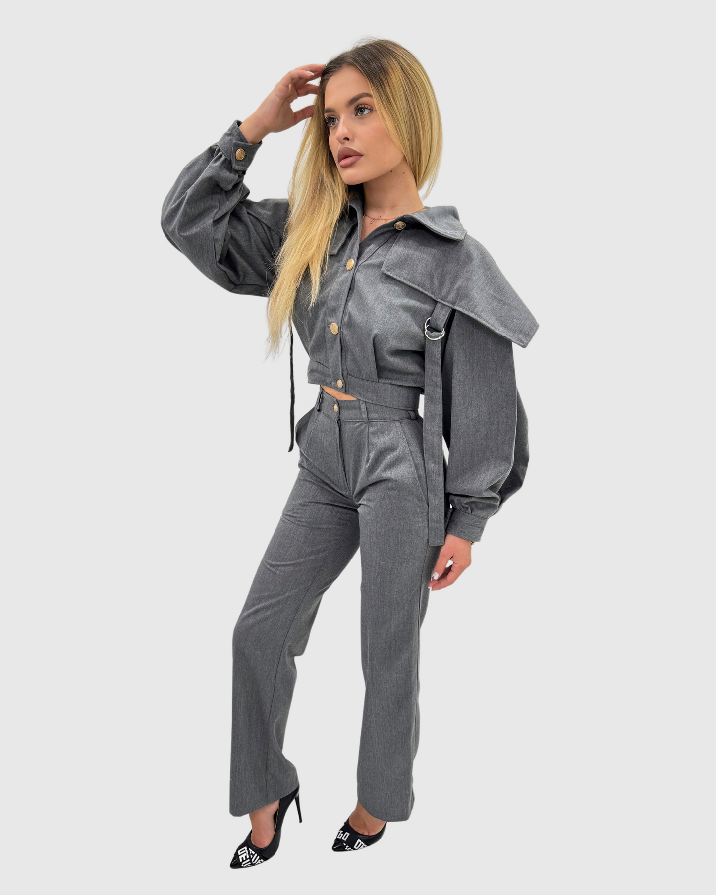 Compleu din 2 piese, sacou ajustabil cu pelerină si pantaloni lungi cu push-up - gri 