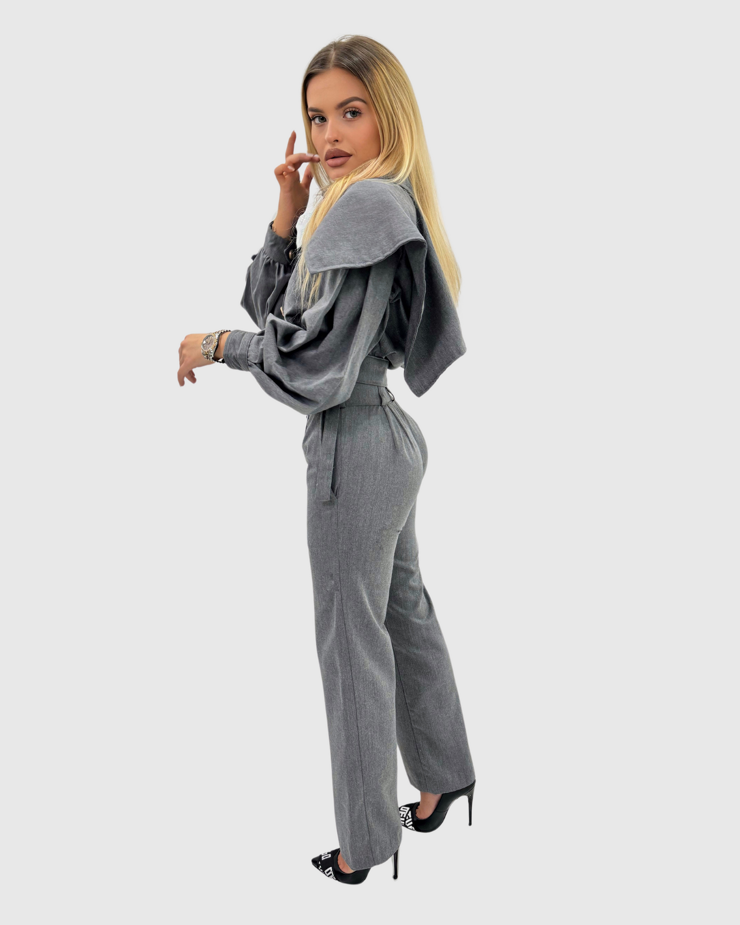 Compleu din 2 piese, sacou ajustabil cu pelerină si pantaloni lungi cu push-up - gri 