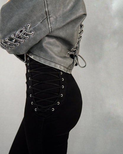 Compleu din 2 piese, geacă scurtă din piele cu împletituri și pantalon talie înaltă - gri/negru