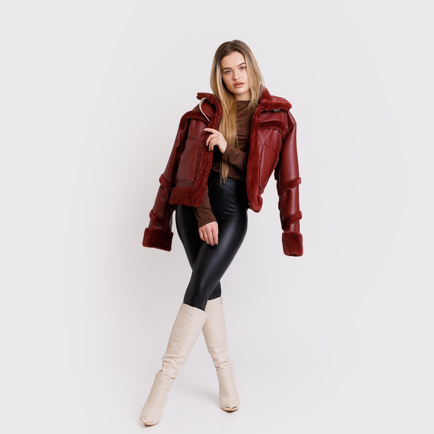 Geaca din piele și blana artificiala – visinie