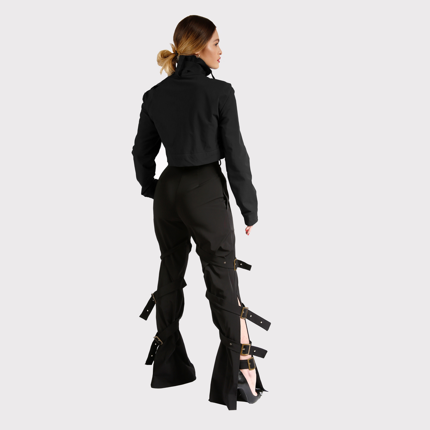Compleu din 2 piese, geaca și pantaloni – negru