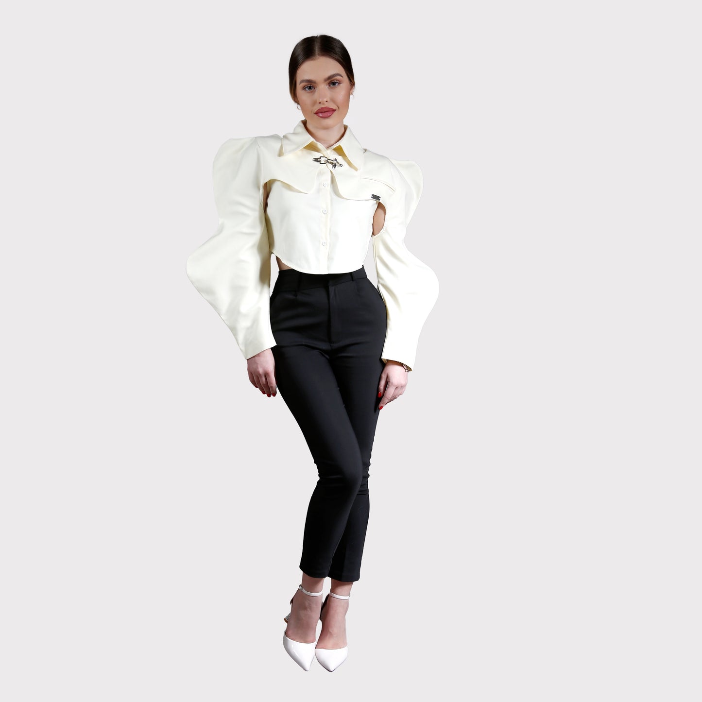 Cămașă din 2 piese: maieu și crop top cu mâneci - crem